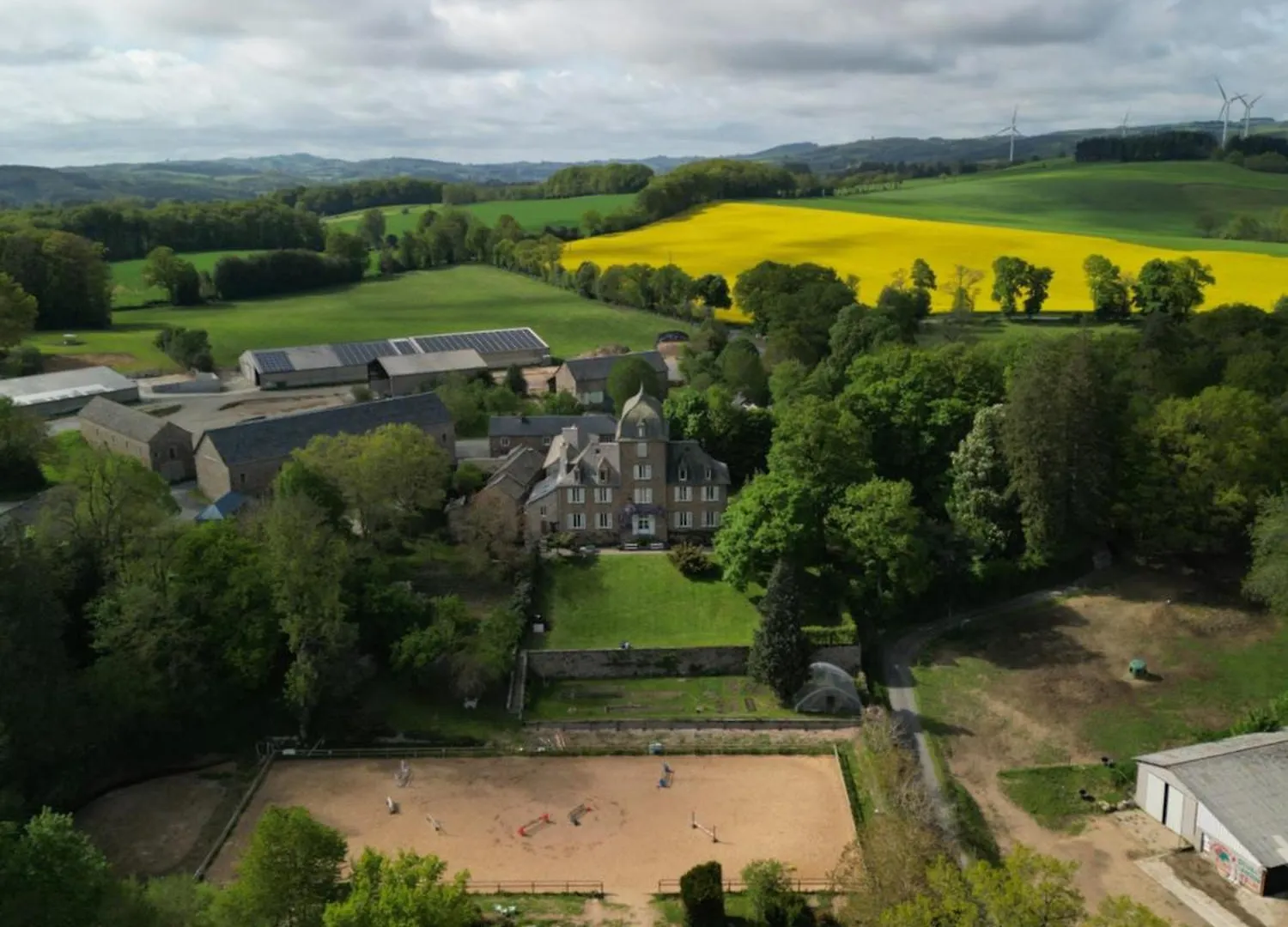 Domaine De Linars ☆ L'Etage Du Chateau ☆ Apartment Le Truel