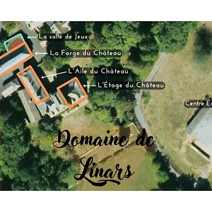  Hébergement de vacances Le Domaine De Linars - L'aile Du Château